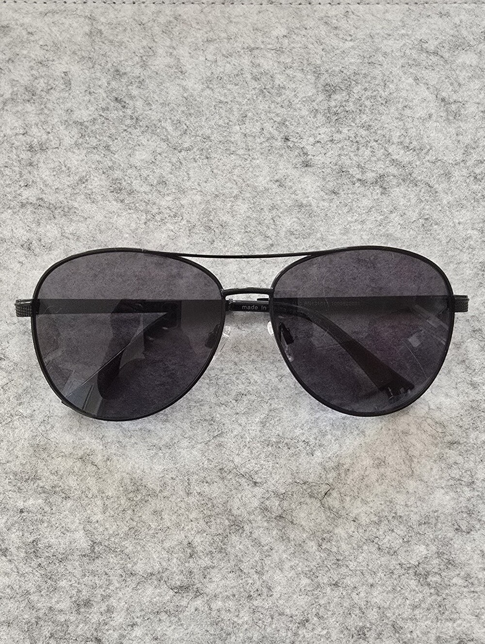 Classic Black Aviator Sunglasses